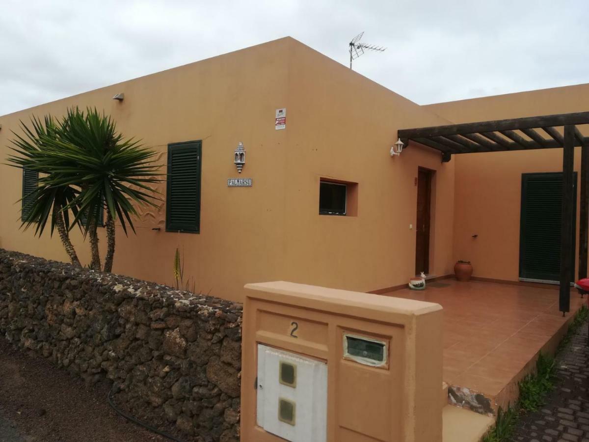 Villa Palmarsu La Oliva Esterno foto